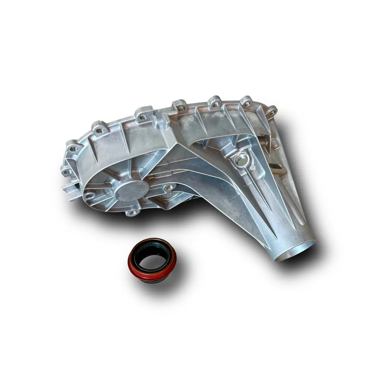2001-2007 Duramax Rear Transfer Case Housing & Output Seal - 261Xhd 263Xhd (25910) 1