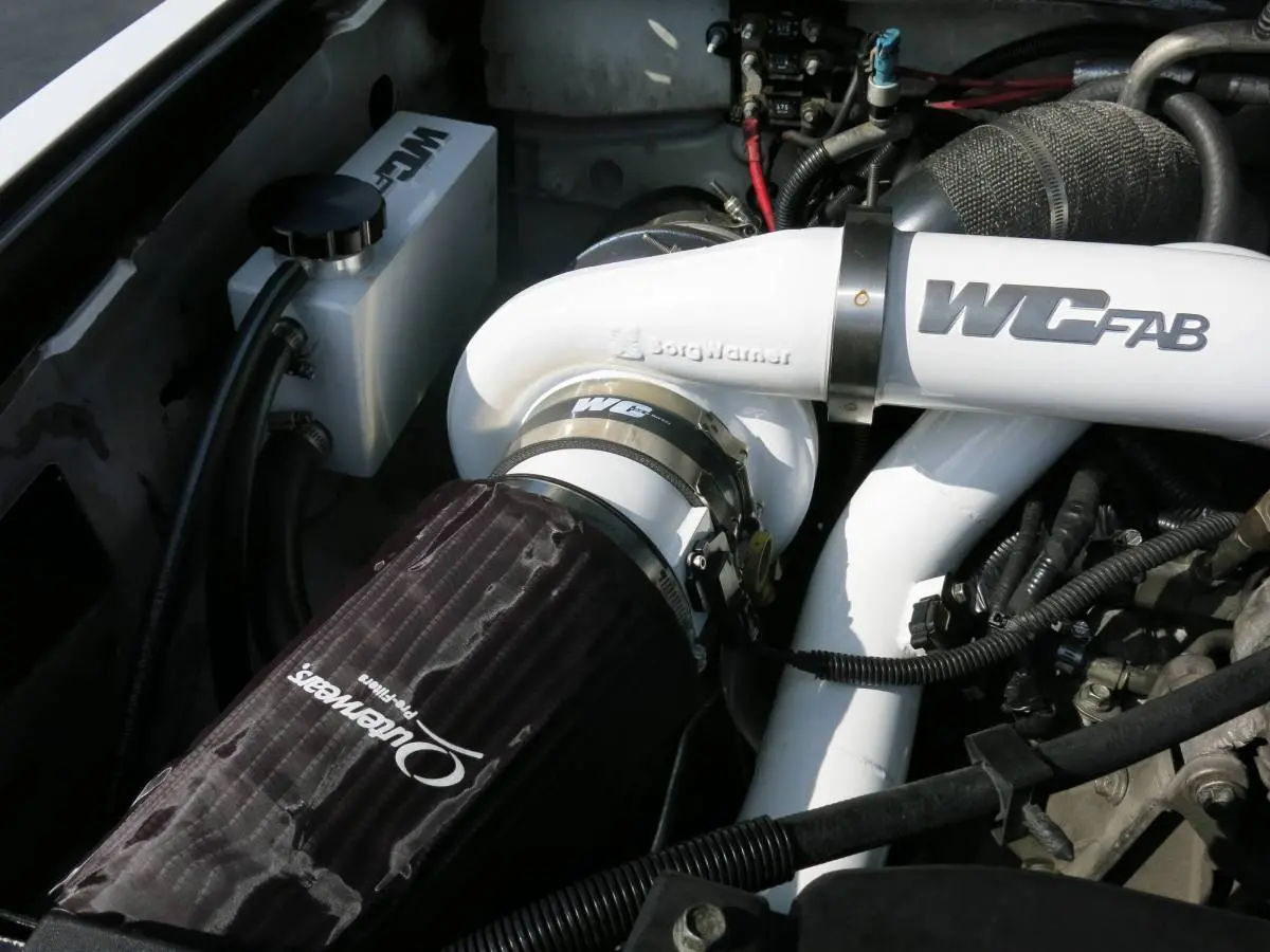 2007.5-2010 Duramax Twin Turbo Coolant Tank Kit (Wcf100643) 1