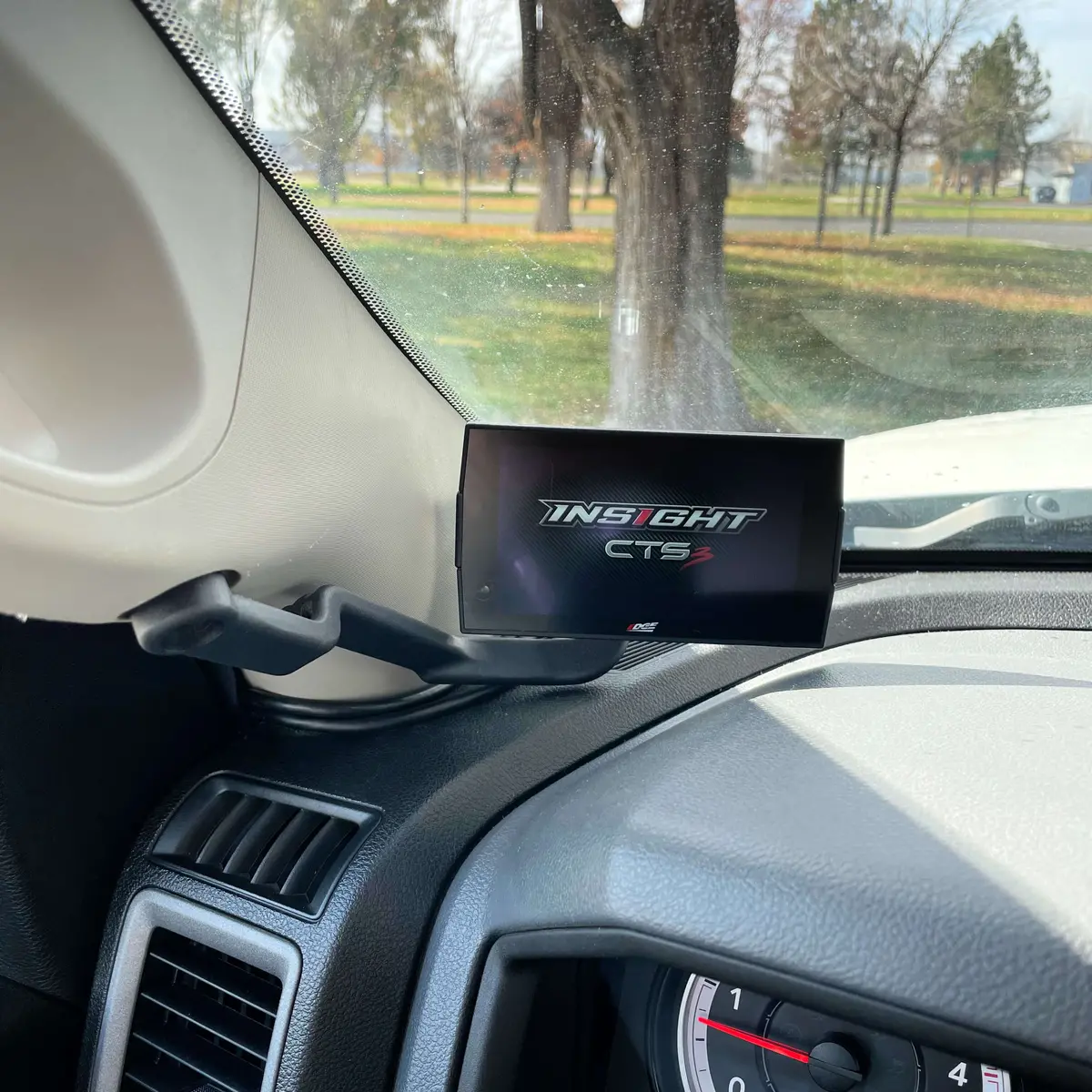 2010-2018 Cummins Cts3 Pillar Display Mount (38602) 2