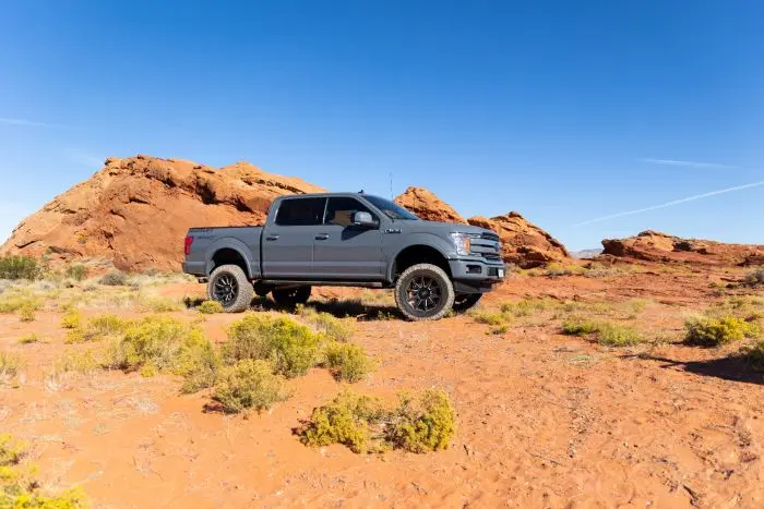 2015-2020 F-150 6" Lift Kit W/ Sst Rear Shocks (44-25600) 2