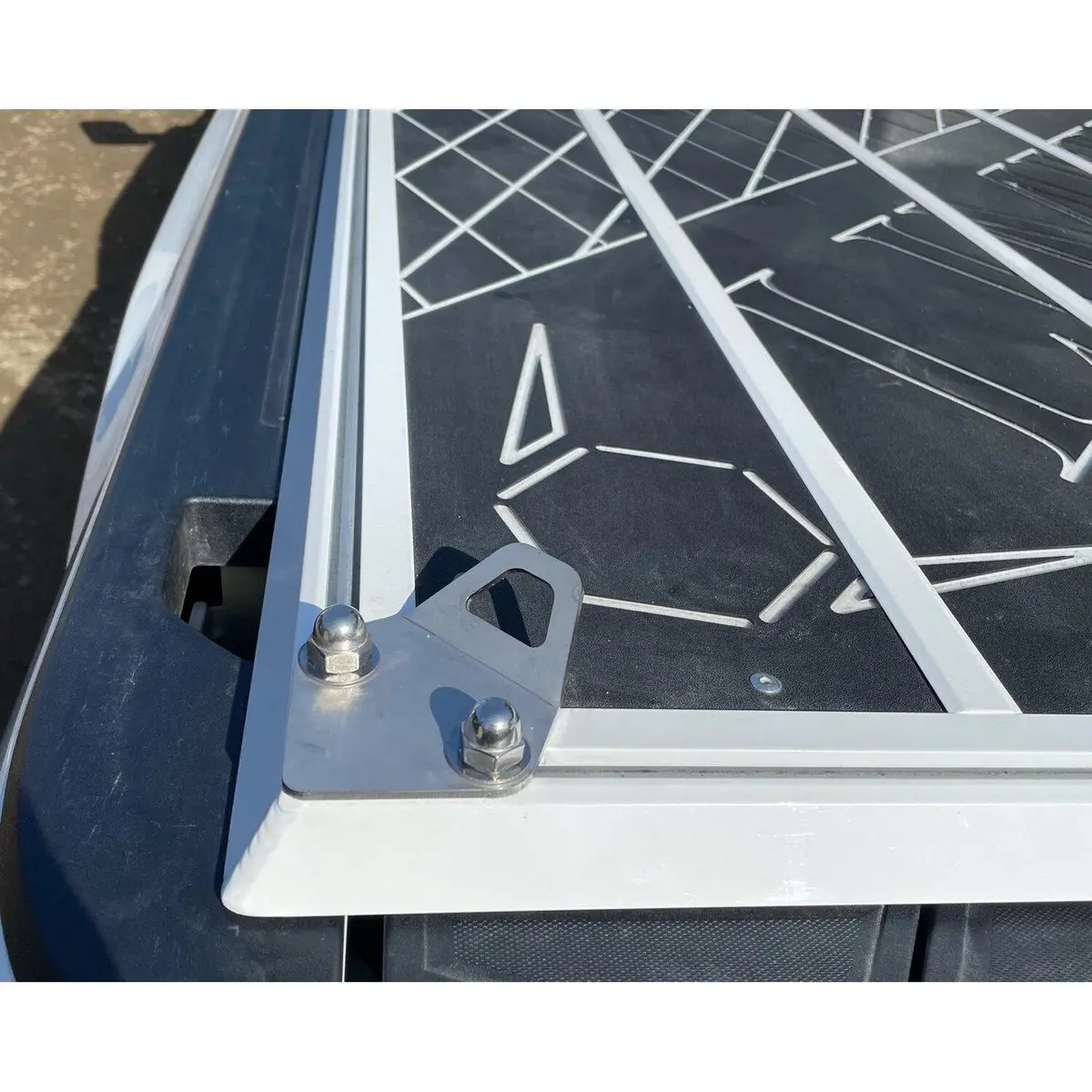 2017-2022 2.8L Duramax Limitless Tonneau Cover (17-22-2.8L-Ton) 10