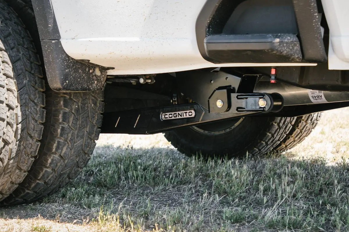 2020-2025 Duramax Sm Series Ldg Traction Bar Kit For 0-4.0" Rear Lift (110-90901) 2