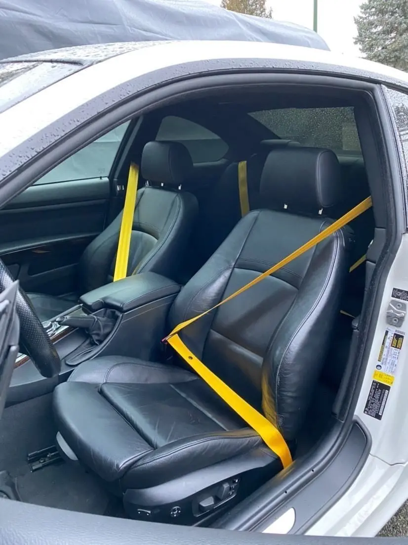 Bmw Custom Coloured Seat Belts 1