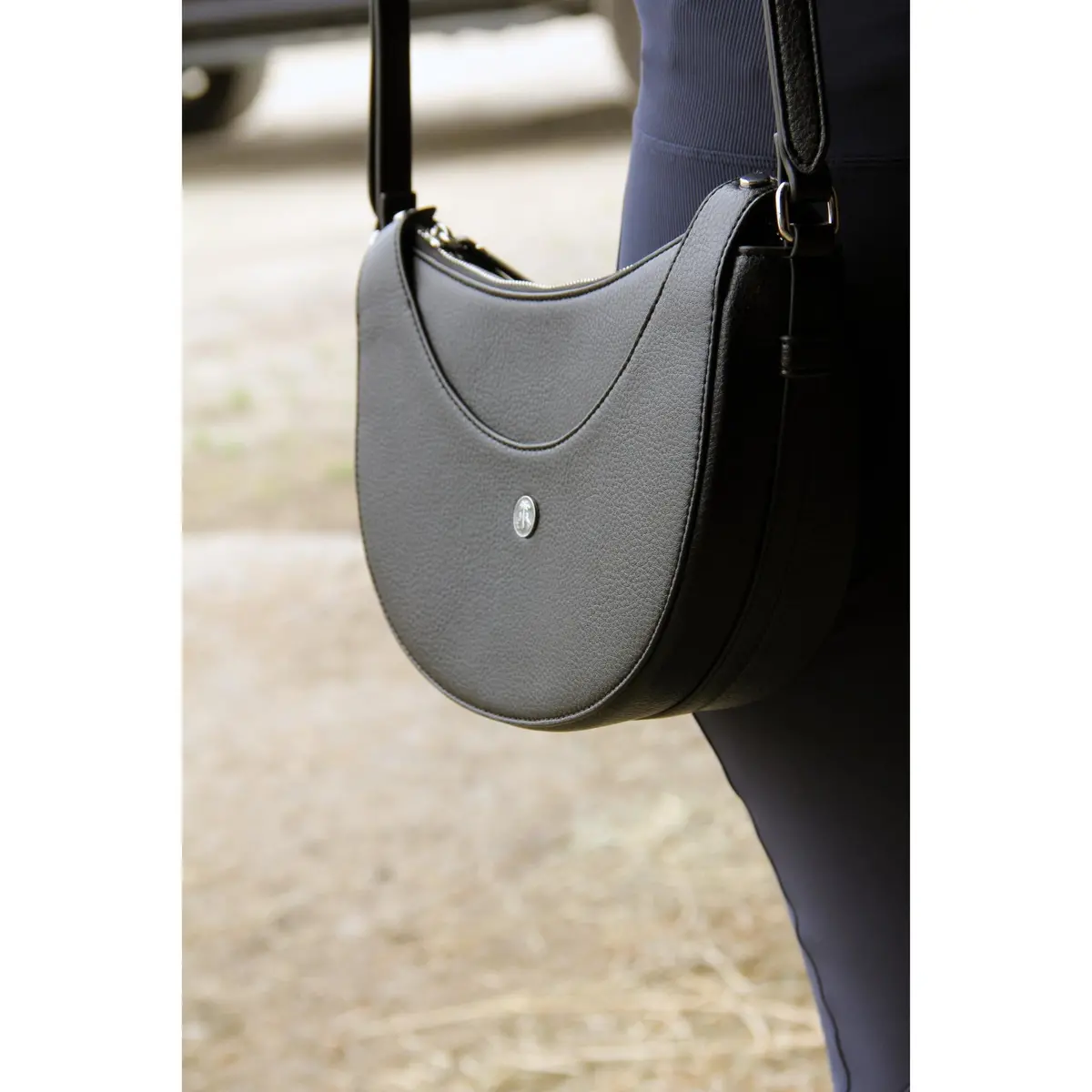 The Dana Cross Body Bag 1