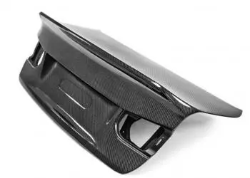 M3/M4 Csl Style Carbon Fibre Trunk 1