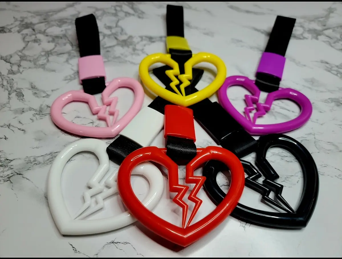 Broken Heart Tsurikawa Handles 1