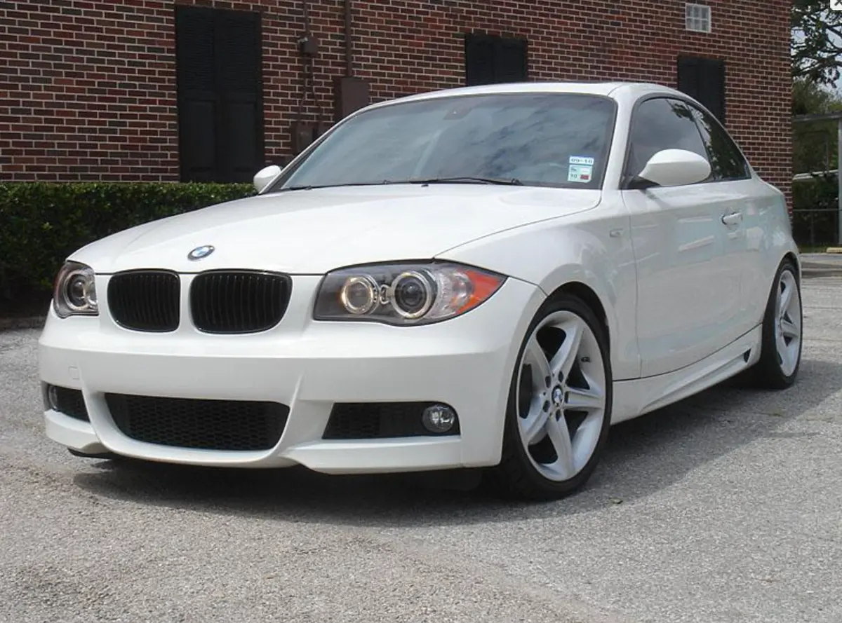 E82/E88 1 Series M-Tech Front Bumper 1