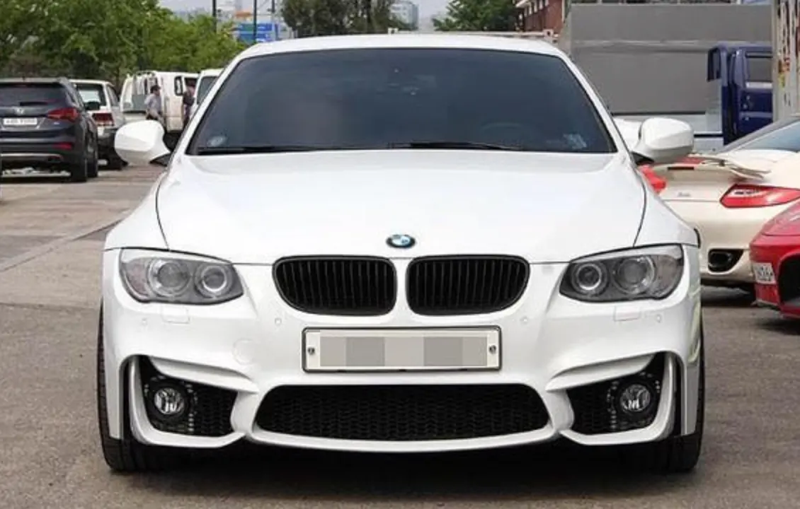 E92/E93 Lci 3 Series M4 Style Front Bumper W/Fog Lights 1