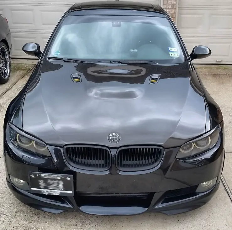 E92/E93 3 Series M3 Style Carbon Fibre Hood 1