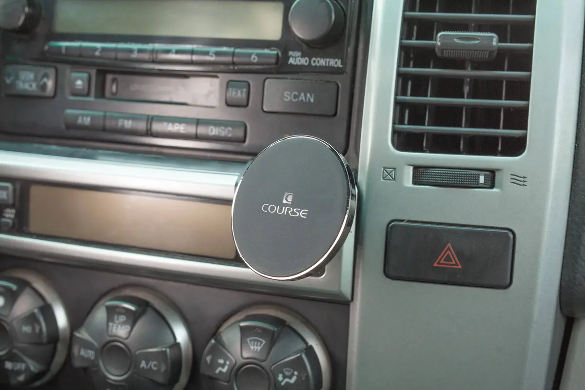 Direct Fit Phone Mount - Toyota 4Runner (2003-2009 See Description For Fitment) 5