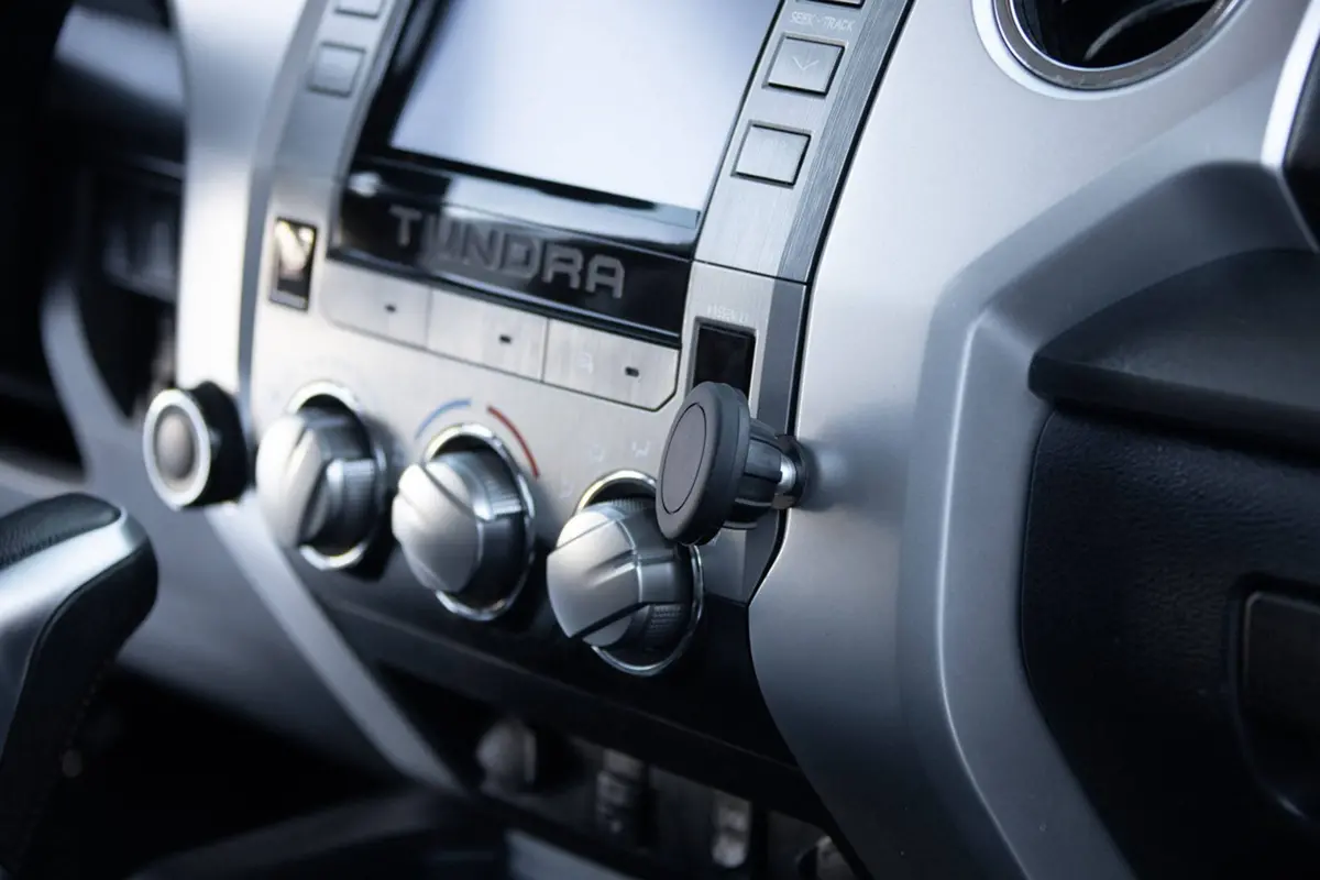 Direct Fit Phone Mount - Toyota Tundra (2014-2021) 4