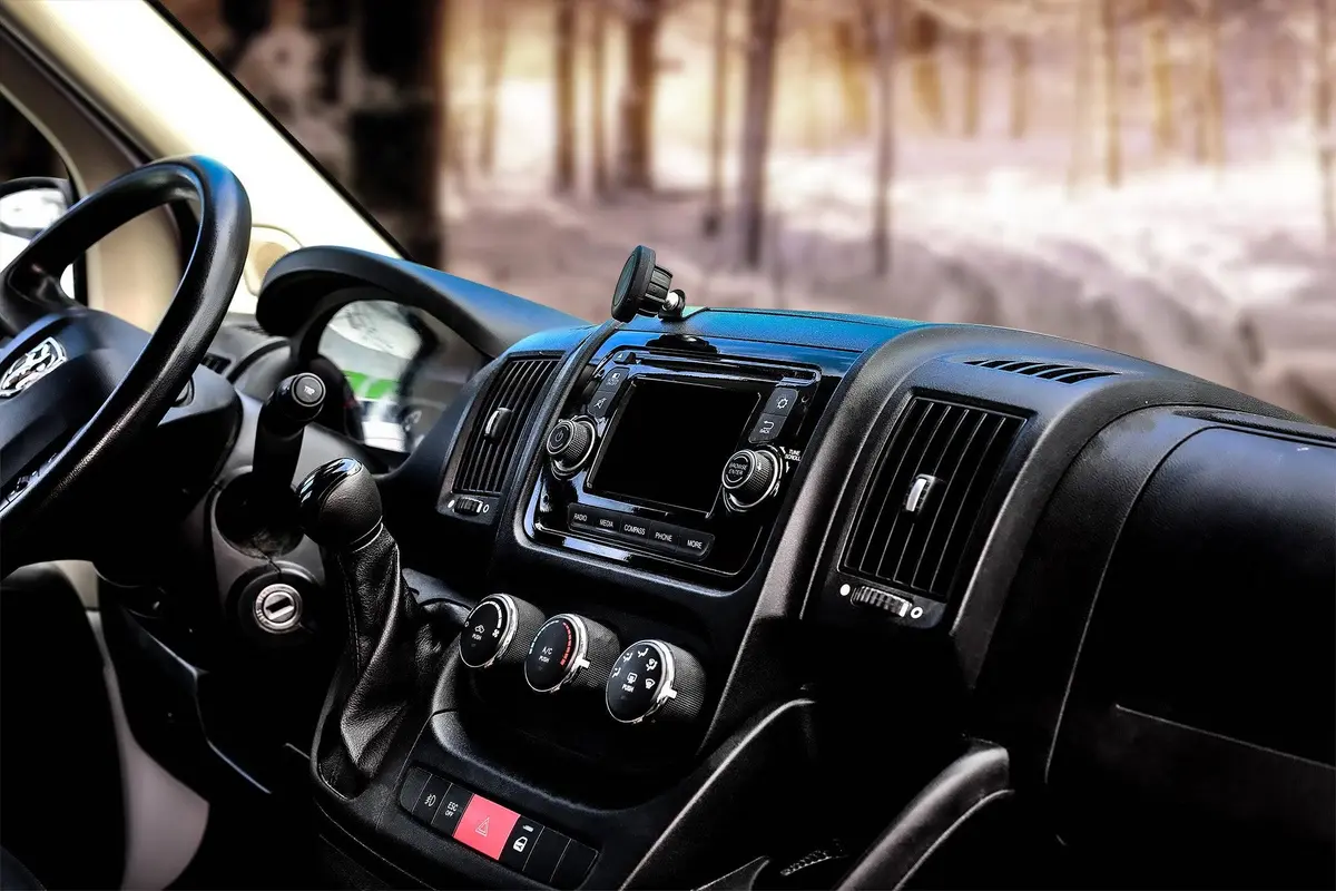 Directfit Phone Mount - Dodge Ram Promaster (2014 - 2021) 4