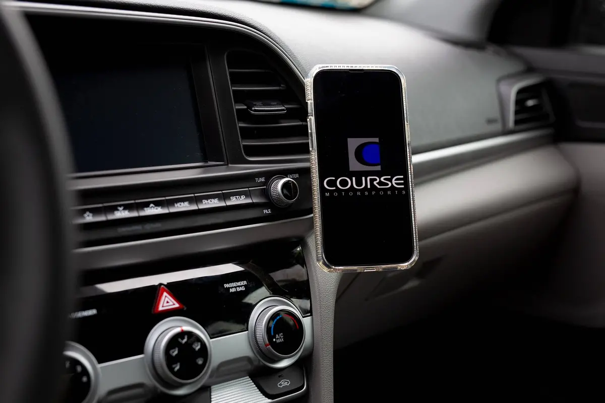 Directfit Phone Mount: Hyundai Elantra (2017-2020) 2