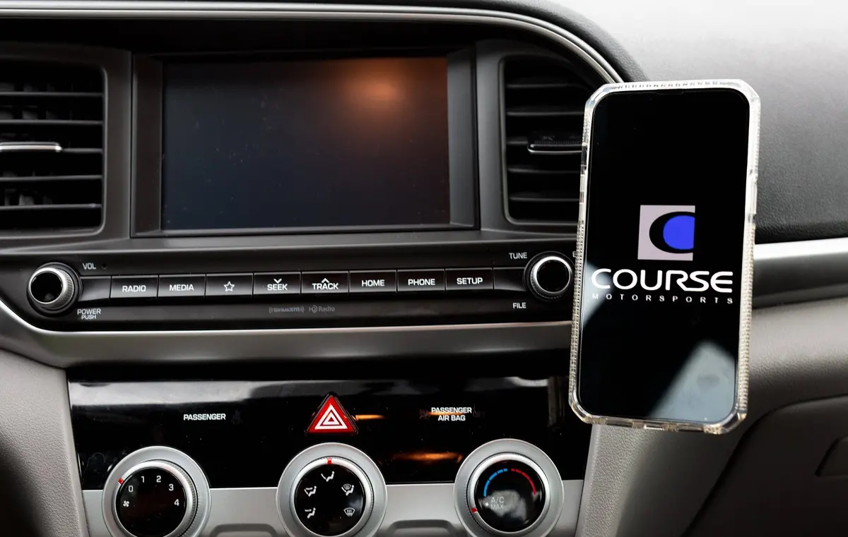 Directfit Phone Mount: Hyundai Elantra (2017-2020) 3