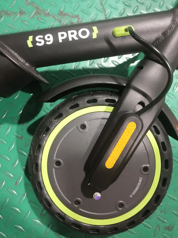 Front Wheel Replacement For S9 Pro Electric Scooter (Honeycomb Tires Version) 1