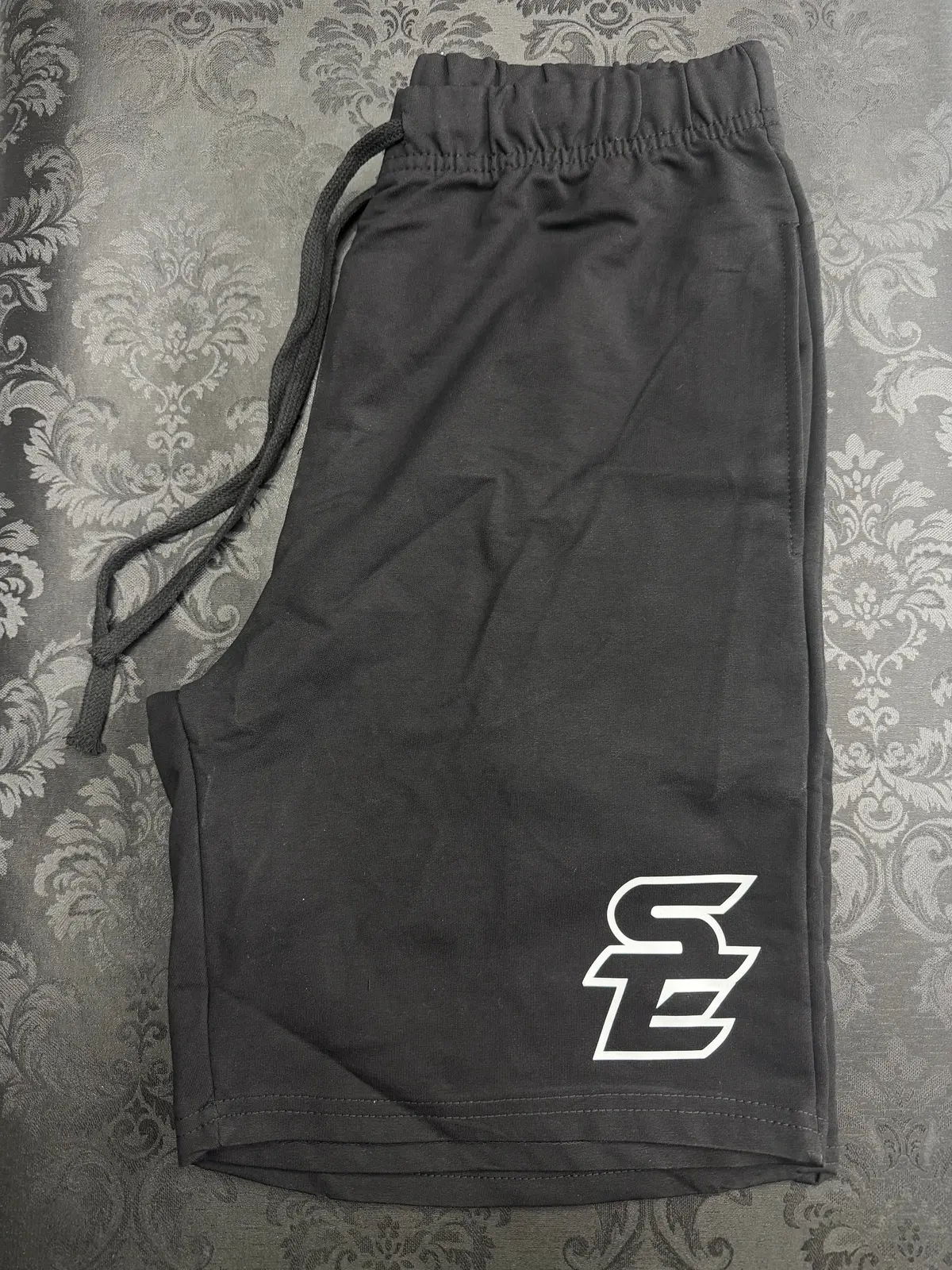 Se Black Shorts 1