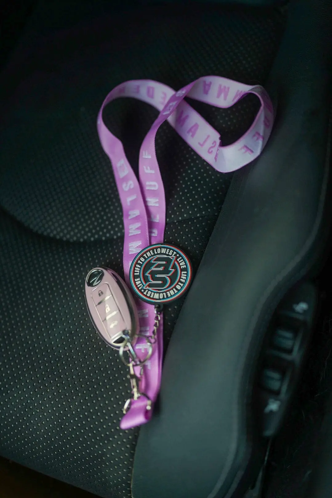 Light Lavender/White Lanyard 1