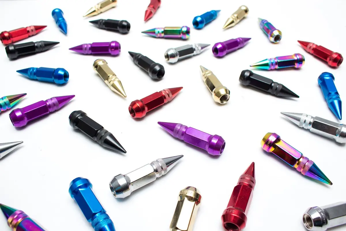 Se Spiked Lug Nuts 1