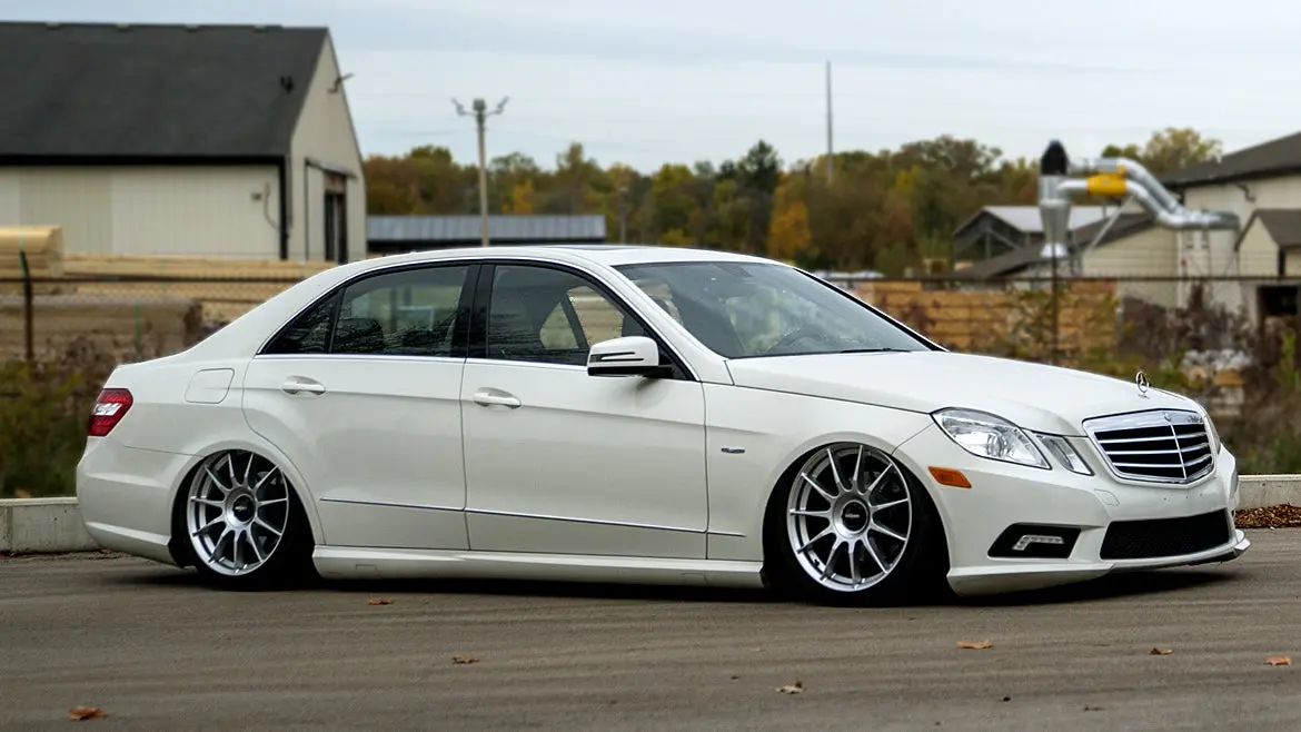 Airlift Performance (10-16) Mercedes E-Class (W212/S212) (Rwd) 3